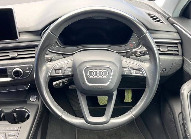 
								Audi A4 Avant (2.0TFSI Leather Package Matrix LED Black Leather Genuine Navigation Rear Camera Mythos Black Metallic) full									