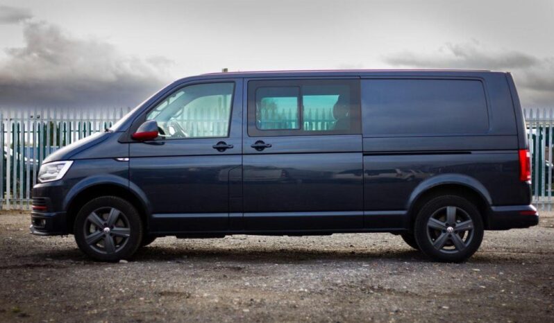 
								Volkswagen Transporter (2.0 T32 TDI Kombi Highline LWB BMT) full									