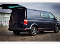 
										Volkswagen Transporter (2.0 T32 TDI Kombi Highline LWB BMT) full									