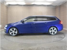 Peugeot 308SW (GT Line Glass Roof Display Audio Blue)