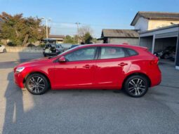 
										Volvo V40 (T2 Kinetic Navigation Backup Camera ETC ACC BLIS Red) full									