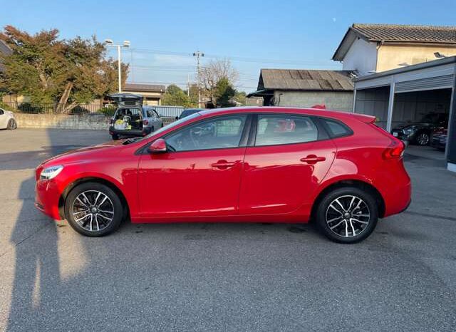 
								Volvo V40 (T2 Kinetic Navigation Backup Camera ETC ACC BLIS Red) full									