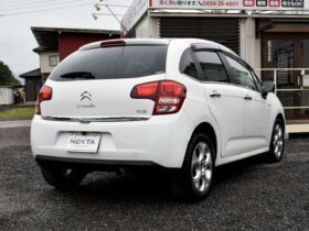 Citroen C3 (Airplay, new air conditioning, panoramic mix, non-smoking pearl white)