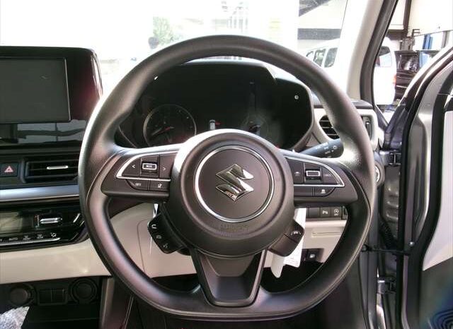 
								Suzuki Swift (1.2 Hybrid MX Suzuki Warranty Safety Support Premium Silver Metallic) full									