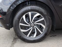 
										Volkswagen Polo (TSI Active Certified Pre-Owned Deep Black Pearl Effect) full									