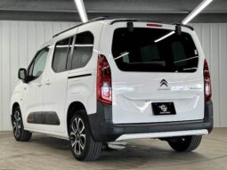 
										Citroen Berlingo (Shine XTR Pack Diesel Turbo D Audio AppleCarPlay Both Side Slide White) full									