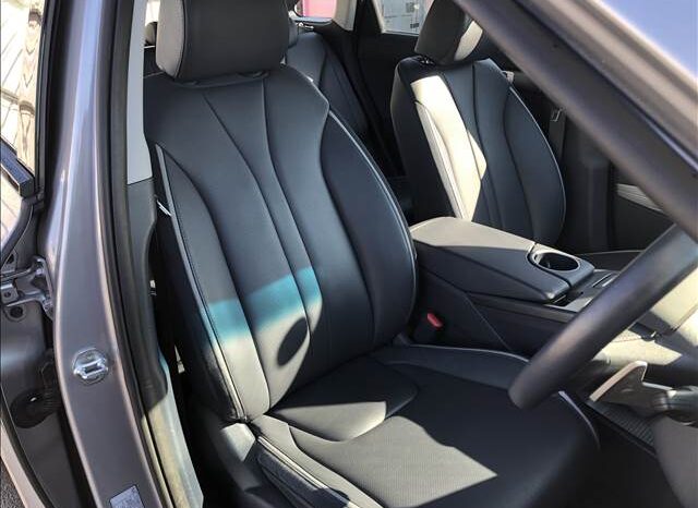 
								Hyundai Nesso  (Hydrogen Vehicle Omnidirectional Camera Glass Roof Silver) full									