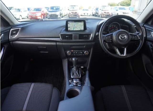 
								Mazda Axela (Sport 1.5 15S Proactive One Owner Memory Navigation Omnidirectional Camera Soul Red Crystal M) full									