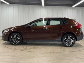 Volvo V40 Cross Country T5 AWD Momentum 4WD Genuine navigation Seat heater BSM LED head (Brown)