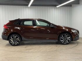 Volvo V40 Cross Country T5 AWD Momentum 4WD Genuine navigation Seat heater BSM LED head (Brown)