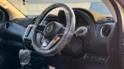 
										Nissan Navara (Double Cabin, Right Hand Drive) full									
