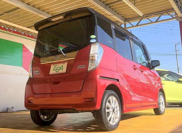 
								Nissan Dayz Roox (660 Highway Star XG Package, 39,000 mileage, collision mitigation brake, automatic doors on both sides Sparkling Red M Amethyst Black P) full									