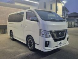 
										Nissan NV350 Caravan (2.0 Premium GX Urban Chrome Long Body One Side Power Slide Bed Kit Navigation TV ETC Brilliant White Pearl) full									