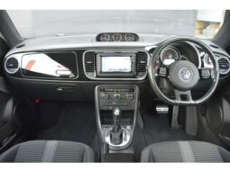 
										Volkswagen The Beetle Turbo (Genuine Navigation Full Seg TV Coolster Package Reflex Silver Metallic) full									