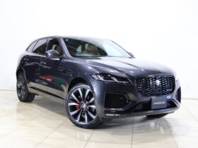 Jaguar F-Pace (R-Dynamic SE 2.0L P250 4WD, Dealer Certified Pre-Owned, One Owner Carpathian Grey)