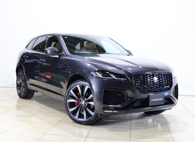 
								Jaguar F-Pace (R-Dynamic SE 2.0L P250 4WD, Dealer Certified Pre-Owned, One Owner Carpathian Grey) full									