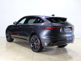 Jaguar F-Pace (R-Dynamic SE 2.0L P250 4WD, Dealer Certified Pre-Owned, One Owner Carpathian Grey)