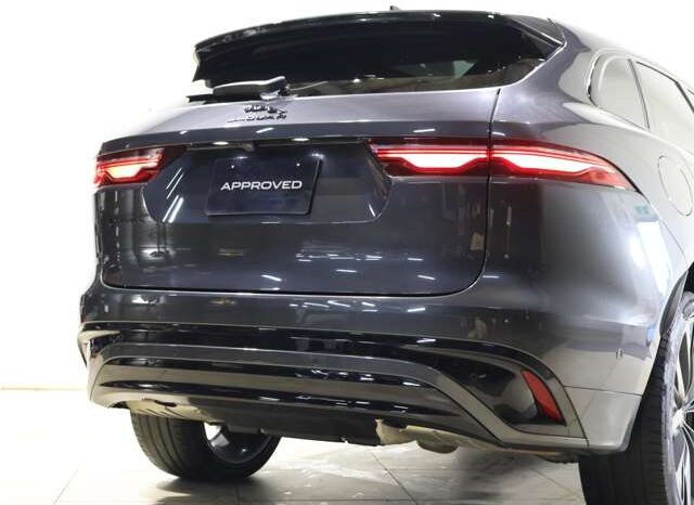 
								Jaguar F-Pace (R-Dynamic SE 2.0L P250 4WD, Dealer Certified Pre-Owned, One Owner Carpathian Grey) full									