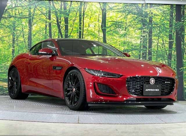 
								Jaguar F-Type Coupe (Black Curated Certified Glass Roof Power Tailgate Florence Red) full									