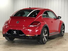 Volkswagen The Beetle (R-Line Meister SD Navigation BSM Cruise Control Seat Heater Tornado Red)