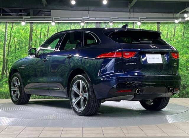 
								Jaguar F-Pace (S 4WD Certified Pre-Owned Brown Leather Seats Meridian Sound Loire Blue Metallic) full									