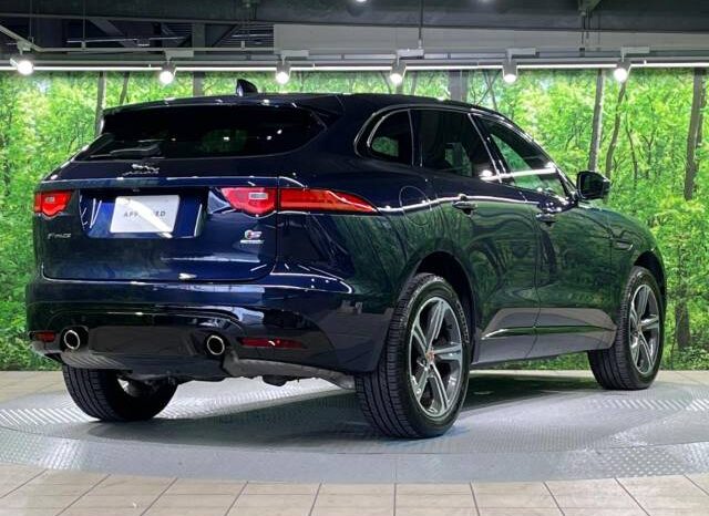 
								Jaguar F-Pace (S 4WD Certified Pre-Owned Brown Leather Seats Meridian Sound Loire Blue Metallic) full									