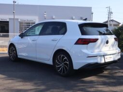 Volkswagen Golf (TDI Active Advance Diesel Turbo One Owner, Non-Smoking, Navigation, ETC, Rear Camera White)