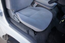 
										Toyota Hiace Commuter full									