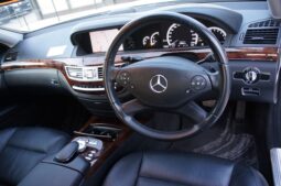 
										Mercedes-Benz S-Class full									