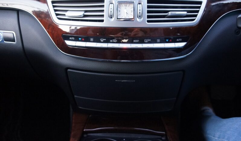 
								Mercedes-Benz S-Class full									
