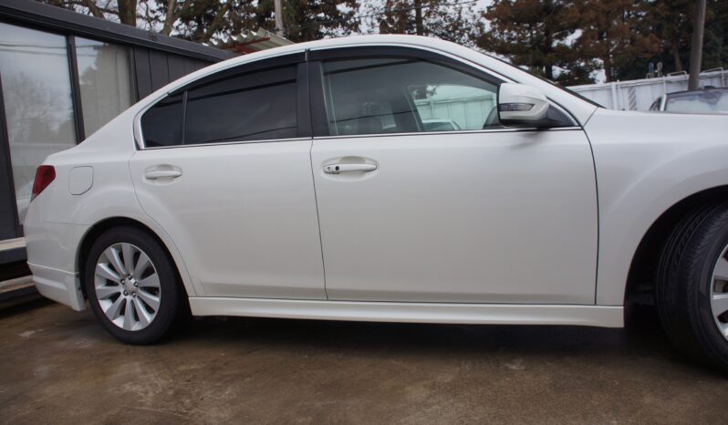
								Subaru Legacy B4 full									