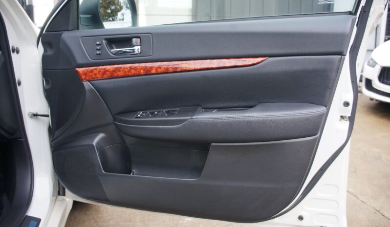 
								Subaru Legacy B4 full									
