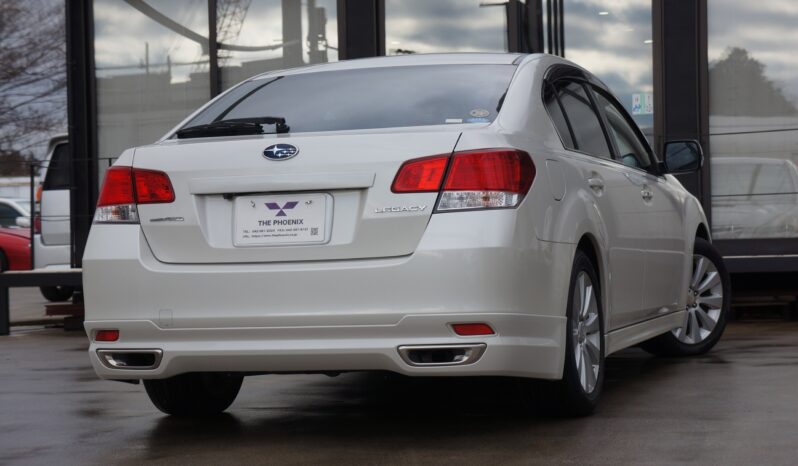 
								Subaru Legacy B4 full									