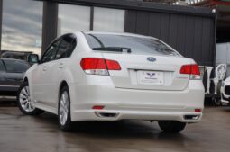 
										Subaru Legacy B4 full									