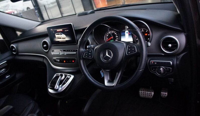 
								Mercedes-Benz V-Class full									