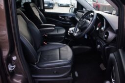 
										Mercedes-Benz V-Class full									