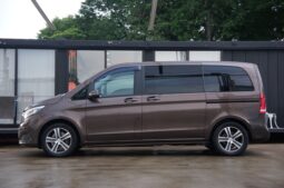 
										Mercedes-Benz V-Class full									