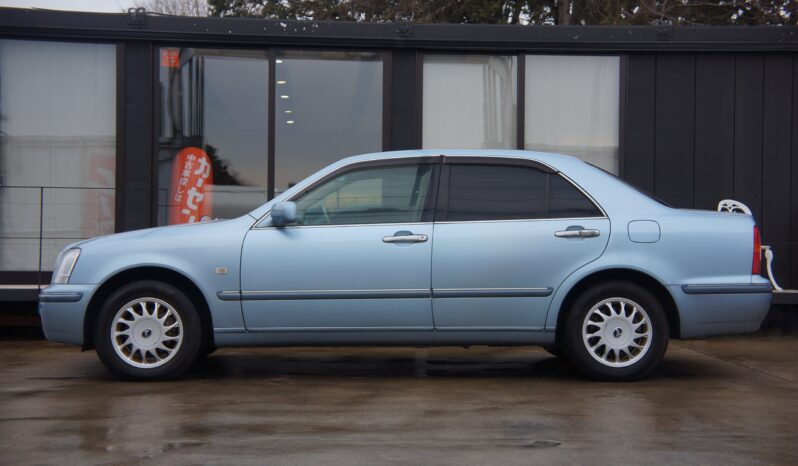 
								Toyota Progrès full									