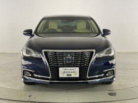 Toyota Crown Royal
