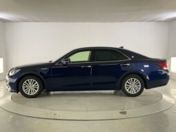 Toyota Crown Royal
