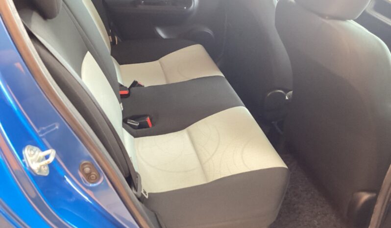 
								Toyota Aqua 1.5 S full									