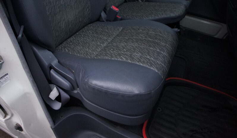 
								Toyota TownAce Van full									