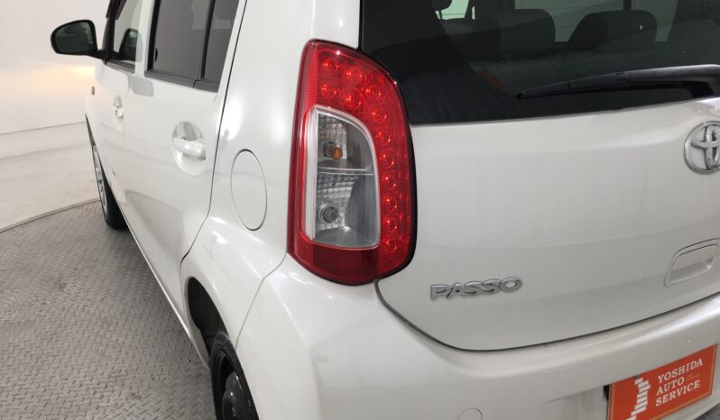 
								Toyota Passo 1.0 XL full									