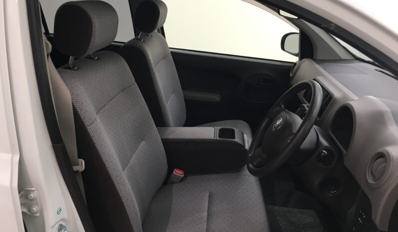 
								Toyota Passo 1.0 XL full									