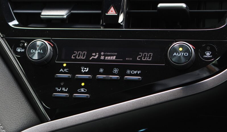 
								Toyota Camry 2.5 G full									