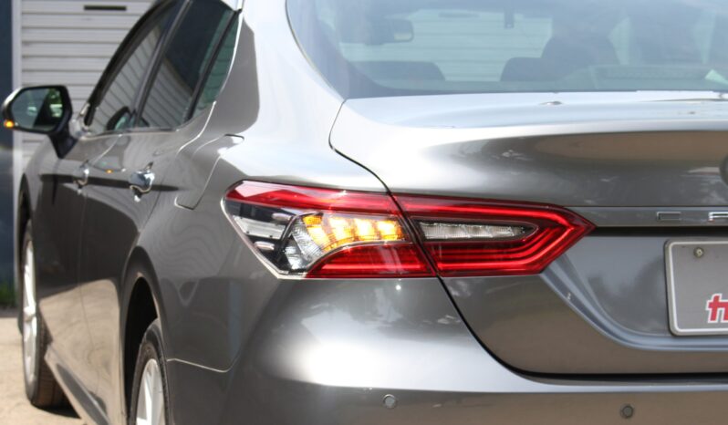 
								Toyota Camry 2.5 G full									