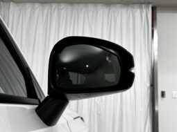 
										Honda Vezel 1.5 EV full									