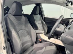 
										Toyota Prius 1.8 full									