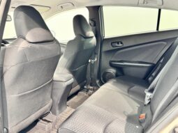 
										Toyota Prius 1.8 full									