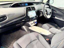 
										Toyota Prius 1.8 full									